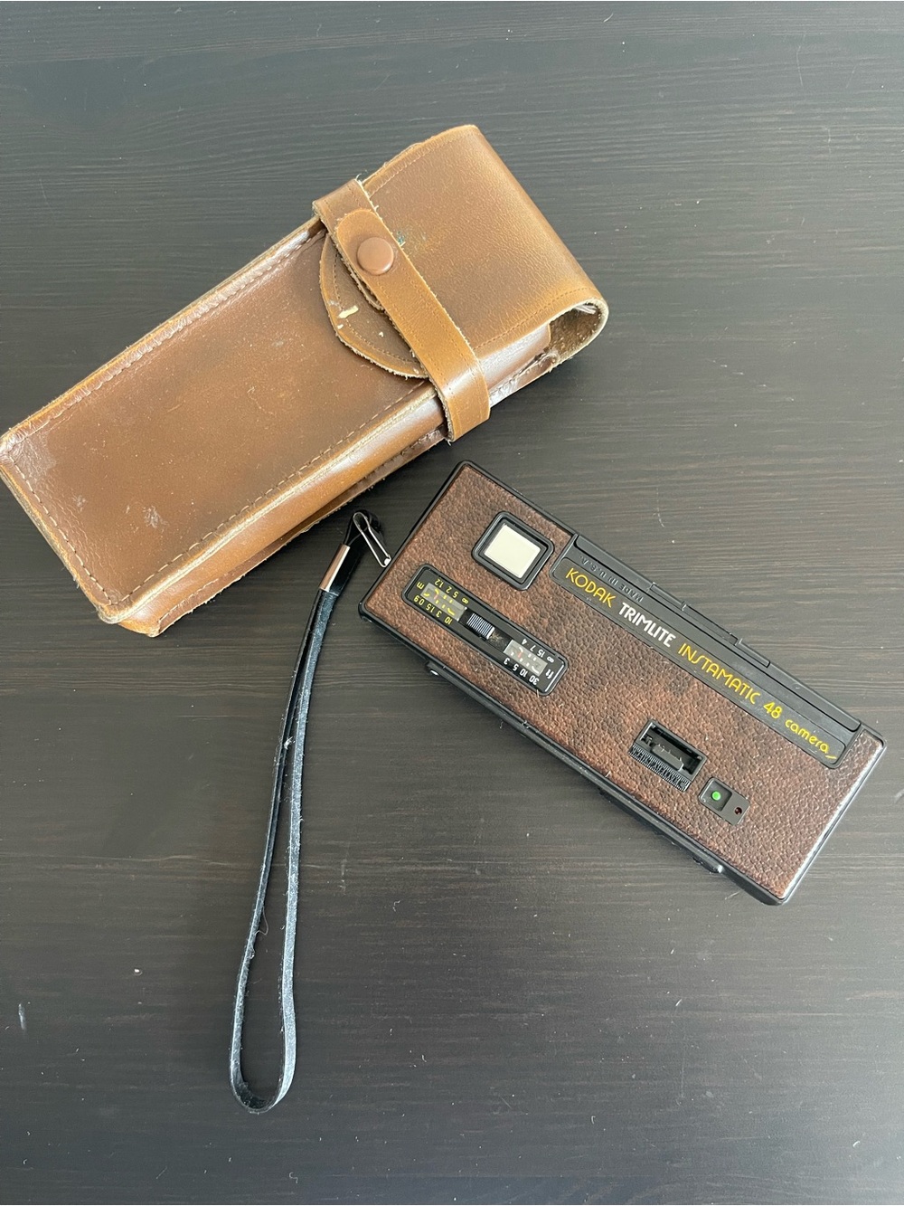 Kodak Trimlite Instamatic 48 Portable Camera with case - 148